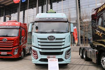 一汽解放 J6V重卡 精英版 520马力 6X4 危险品牵引车(CA4250P66K25T1E6Z)