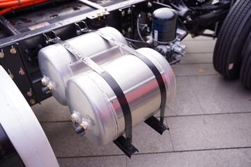 ��� ��6G���� ���Ų��ʽ���̻�϶��������Ῠ81.87kWhͼƬ