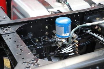 һ����� J6E�ؿ� 580���� 6X4 AMT�Զ���ǣ����(CA4250P66K25T1E6)ͼƬ