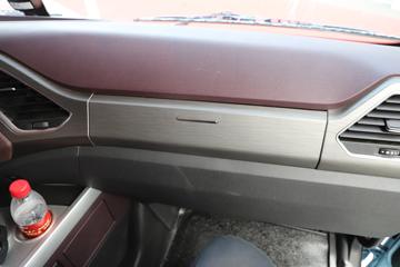 �ൺ��� ӥ; ͷ�Ȳ� 620���� 6X4 AMT�Զ���ǣ����(��Һ��)(CA4257P35K18T1E6A80)ͼƬ