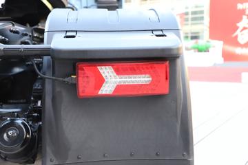 �ൺ��� ӥ; ͷ�Ȳ� 620���� 6X4 AMT�Զ���ǣ����(��Һ��)(CA4257P35K18T1E6A80)ͼƬ