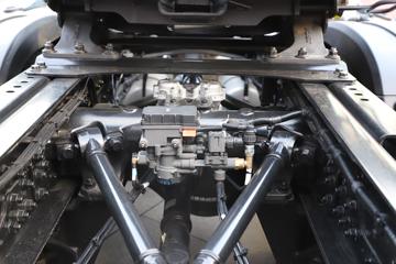 �ൺ��� ӥ; ͷ�Ȳ� 620���� 6X4 AMT�Զ���ǣ����(��Һ��)(CA4257P35K18T1E6A80)ͼƬ