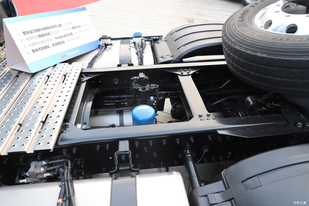 ��Ϊ�߶�ǣ���г����&nbsp;ӥ;Ϊ�����캽