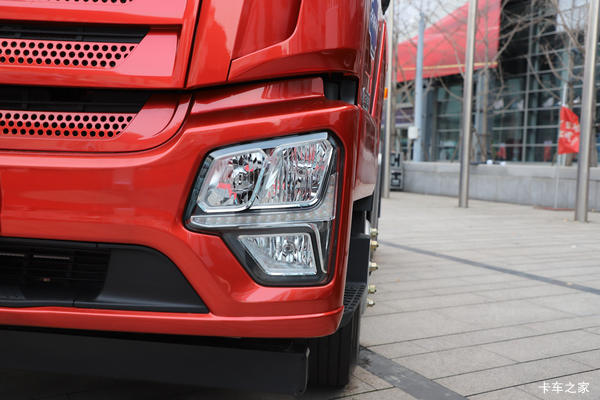 无锡市解放JK6牵引车系列,打折优惠,降3万,赶快抢购!