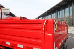 青岛解放 JK6 200马力 4X2 5.75米栏板载货车(CA1120P28K45L5E6A85)