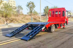 陕汽商用车 德龙G1 160马力 4X2 平板运输车(法士特6档)(SX5041TPBNP6331)