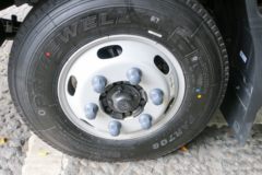 福田奥铃 玉兔Ⅲ 180马力 3.83米AMT自动档排半栏板轻卡(BJ1048V9JDA-AB4)