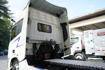 ���� ŷ������ 6X4 ���綯ǣ����513kWhͼƬ