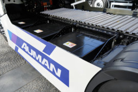 欧曼银河&nbsp;电动牵引车底盘图片