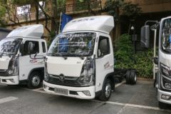 福田 奥铃M卡 158马力 4.2米AMT自动档单排仓栅式小卡