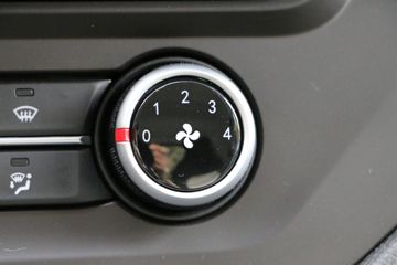 ���� ����M�� 158���� 4.2��AMT�Զ������Ų�դʽС��ͼƬ