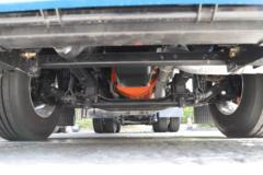 福田 欧曼GTL 星翼版 460马力 6X4 LNG自动档危险品牵引车(BJ4259L6DLL-07)