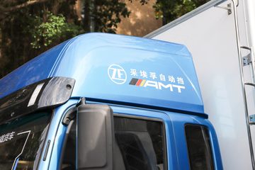 ���� ŷ������ 300���� 4X2 6.8��AMT�Զ�����س�ͼƬ