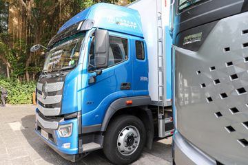 ���� ŷ������ 300���� 4X2 6.8��AMT�Զ�����س�ͼƬ