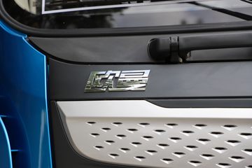 ���� ŷ������ 300���� 4X2 6.8��AMT�Զ�����س�ͼƬ