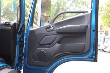 ���� ŷ������ 300���� 4X2 6.8��AMT�Զ�����س�ͼƬ