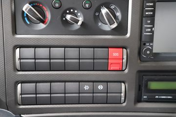 ���� ŷ������ 300���� 4X2 6.8��AMT�Զ�����س�ͼƬ