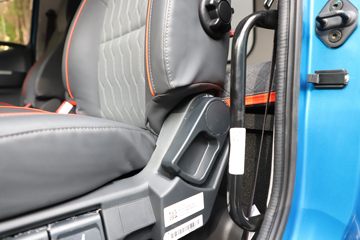 ���� ŷ������ 300���� 4X2 6.8��AMT�Զ�����س�ͼƬ