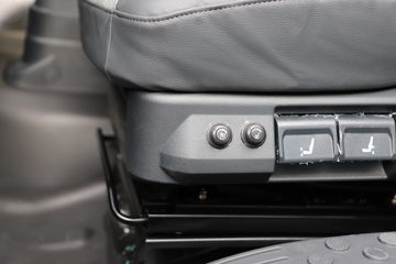 ���� ŷ������ 300���� 4X2 6.8��AMT�Զ�����س�ͼƬ