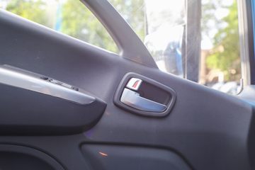 ���� ŷ������ 300���� 4X2 6.8��AMT�Զ�����س�ͼƬ