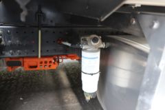 福田 欧曼行星 300马力 4X2 6.8米AMT自动档冷藏车