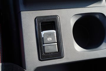 ���� ʱ���캽S1 1.5L 136���� ���� 3.7��AMT�Զ���������ʽС��ͼƬ