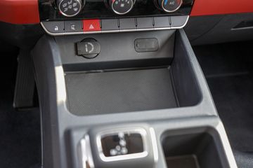 ���� ʱ���캽S1 1.5L 136���� ���� 3.7��AMT�Զ���������ʽС��ͼƬ