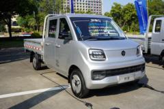 福田 祥菱Q分体式 豪华型 1.6L 120马力 汽油 2.14米双排栏板微卡(BJ1030V6AV6-73)