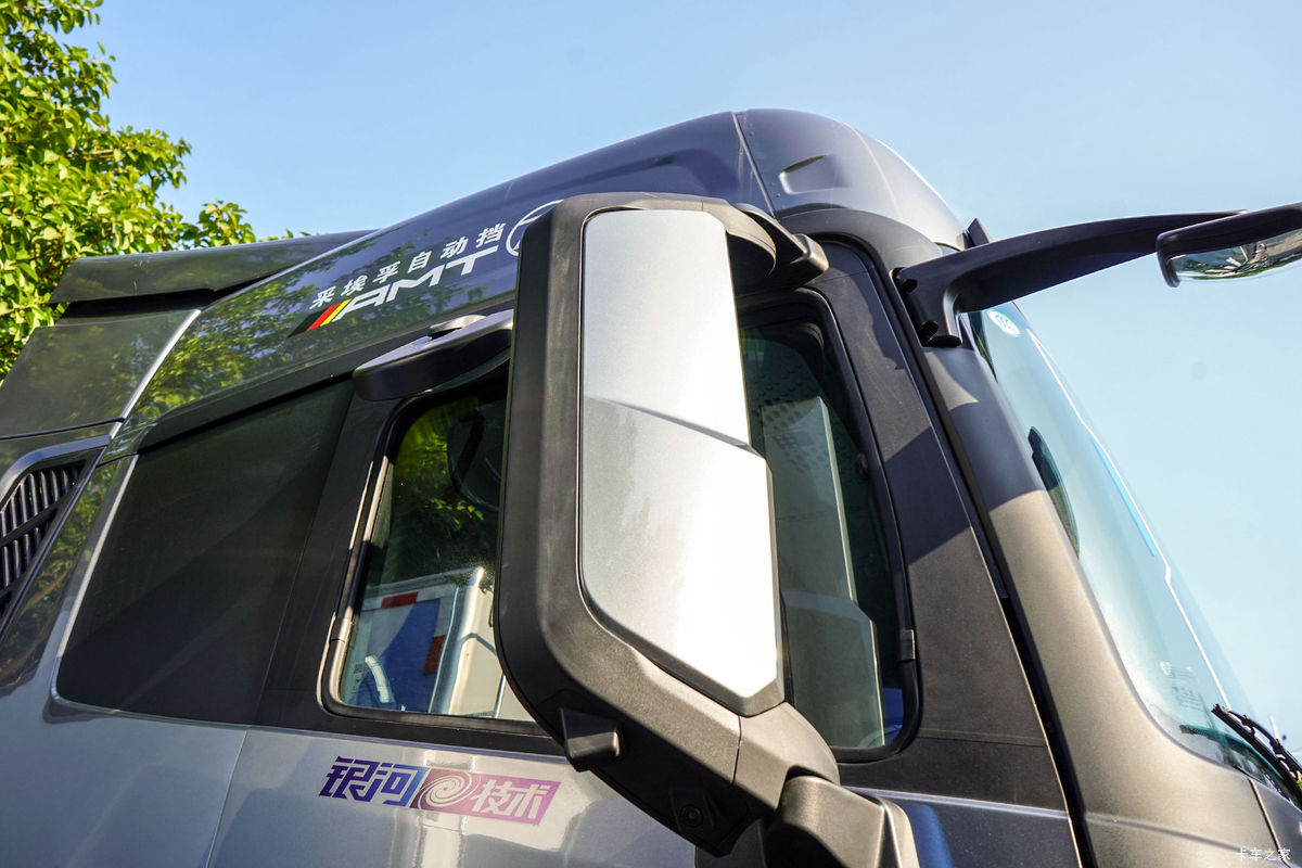 ���� ŷ������ ��Խ�� 680���� 6X4 AMT�Զ���ǣ����(BJ4259Y6DHL-11)���                                                