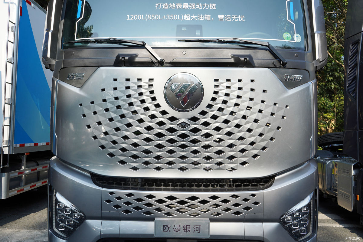 ���� ŷ������ ��Խ�� 680���� 6X4 AMT�Զ���ǣ����(BJ4259Y6DHL-11)���                                                