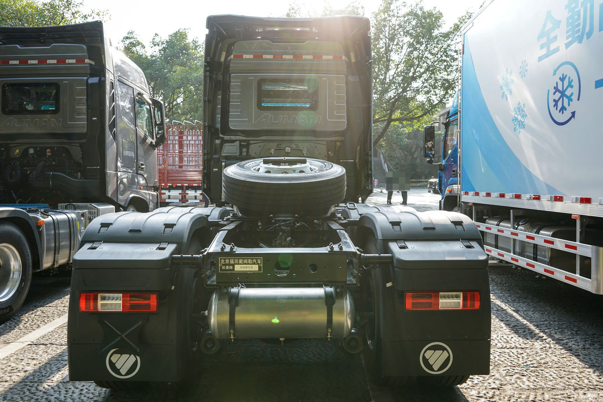 ���� ŷ������ ��Խ�� 680���� 6X4 AMT�Զ���ǣ����(BJ4259Y6DHL-11)���                                                