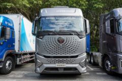 福田 欧曼银河 穿越版 680马力 6X4 AMT自动档牵引车(BJ4259Y6DHL-11)