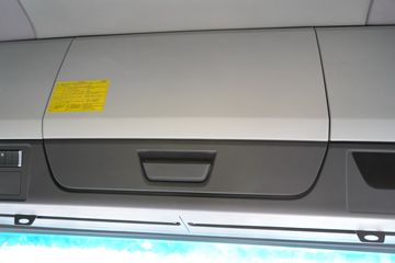 ���� ŷ������ ��Խ�� 680���� 6X4 AMT�Զ���ǣ����ͼƬ