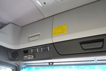 ���� ŷ������ ��Խ�� 680���� 6X4 AMT�Զ���ǣ����ͼƬ