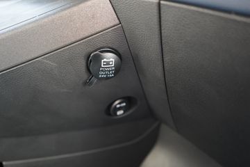 ���� ŷ������ ��Խ�� 680���� 6X4 AMT�Զ���ǣ����ͼƬ