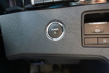 ���� ŷ������ ��Խ�� 680���� 6X4 AMT�Զ���ǣ����ͼƬ