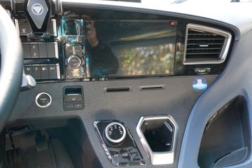 ���� ŷ������ ��Խ�� 680���� 6X4 AMT�Զ���ǣ����ͼƬ