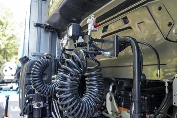 ���� ŷ������ ��Խ�� 680���� 6X4 AMT�Զ���ǣ����ͼƬ