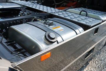 ���� ŷ������ ��Խ�� 680���� 6X4 AMT�Զ���ǣ����ͼƬ