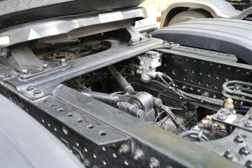 ���� ŷ������ ��Խ�� 680���� 6X4 AMT�Զ���ǣ����ͼƬ