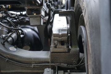 ���� ŷ������ ��Խ�� 680���� 6X4 AMT�Զ���ǣ����ͼƬ