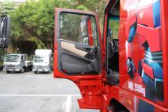 福田 欧曼GTL重卡 星翼版 360马力 6X2 8米AMT自动档仓栅式载货车(BJ5259CCYY6HPS-02)