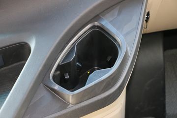 ���� ŷ��EST �ǻ԰� 580���� 6X4 LNG�Զ���ǣ����(BJ4259L6DLL-22)ͼƬ