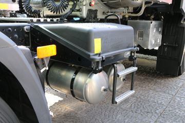  ŷEST ǻ԰ 580 6X4 LNGԶǣ(BJ4259L6DLL-22)ͼƬ