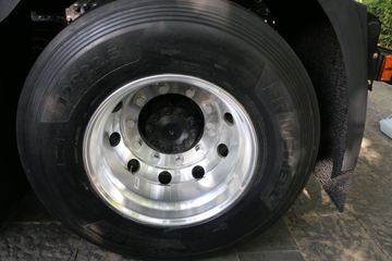  ŷEST ǻ԰ 580 6X4 LNGԶǣ(BJ4259L6DLL-22)ͼƬ