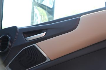 ���� ŷ��EST �ǻ԰� ������ 620���� 6X4 AMT�Զ���ǣ����(BJ4259Y6DHL-13)ͼƬ