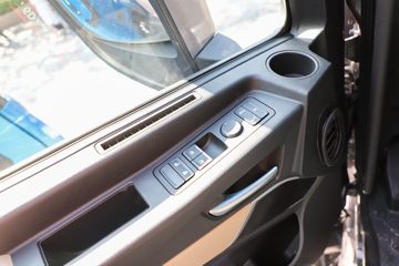 ���� ŷ��EST �ǻ԰� ������ 620���� 6X4 AMT�Զ���ǣ����(BJ4259Y6DHL-13)ͼƬ