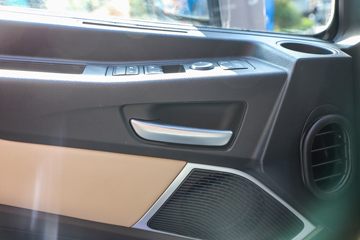 ���� ŷ��EST �ǻ԰� ������ 620���� 6X4 AMT�Զ���ǣ����(BJ4259Y6DHL-13)ͼƬ