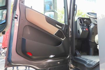 ���� ŷ��EST �ǻ԰� ������ 620���� 6X4 AMT�Զ���ǣ����(BJ4259Y6DHL-13)ͼƬ