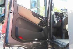 福田 欧曼EST 星辉版 北方版 620马力 6X4 AMT自动档牵引车(BJ4259Y6DHL-13)